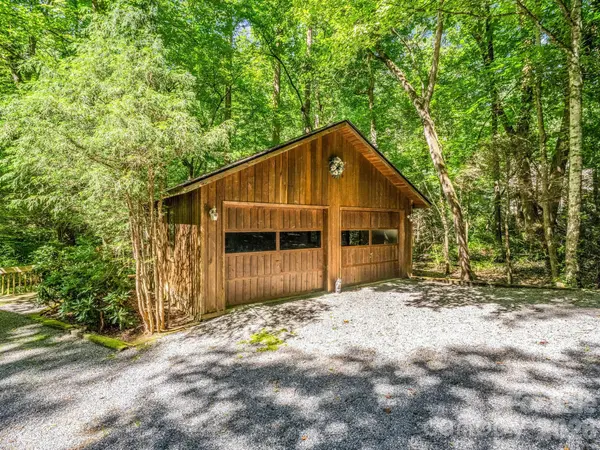 141 Hemlock LN #3, Lake Lure, NC 28746