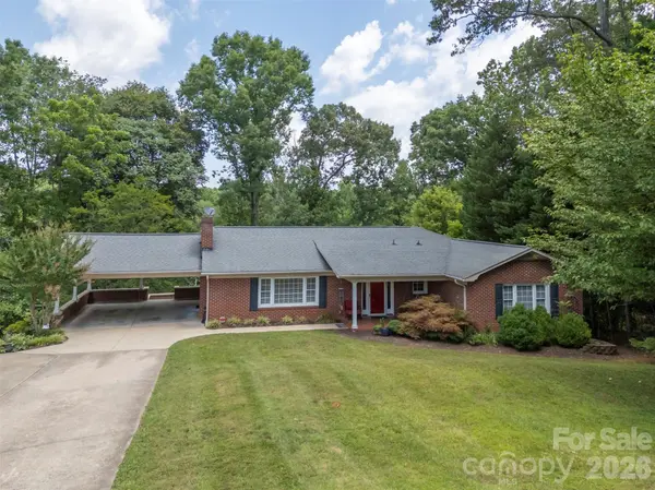 303 Elizabeth AVE, Forest City, NC 28043