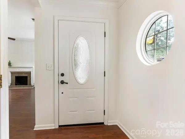 2940 Hosta DR, Charlotte, NC 28269