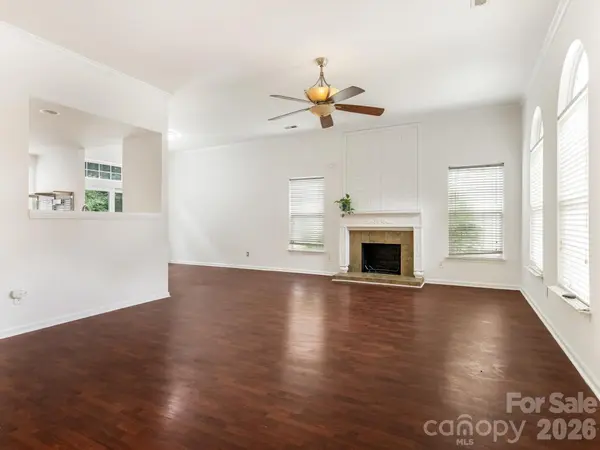 2940 Hosta DR, Charlotte, NC 28269