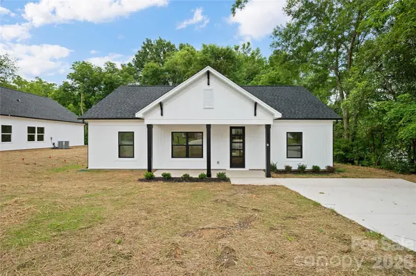 315 W Chestnut ST, Stanley, NC 28164
