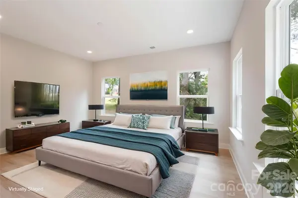 311 W Chestnut ST, Stanley, NC 28164