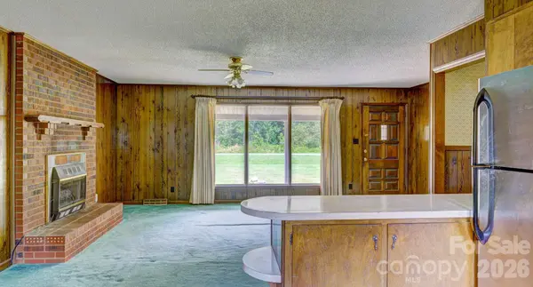 3641 Tryon Courthouse RD, Cherryville, NC 28021