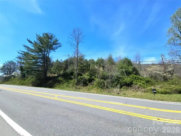 99999 US 19E HWY, Spruce Pine, NC 28777