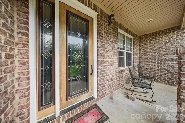3724 Anderson Mountain RD, Maiden, NC 28650