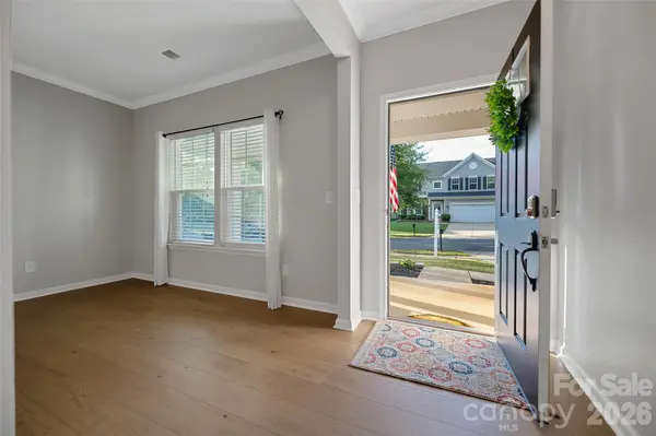 2745 Cypress Oak LN, Gastonia, NC 28056