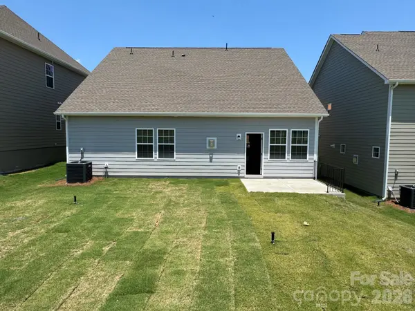 1302 Swift LN #100, Belmont, NC 28012