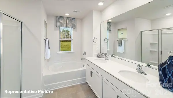 258 Wellshire ST, Mooresville, NC 28115