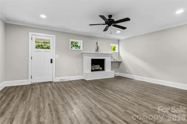 201 W Elm ST, Wingate, NC 28174