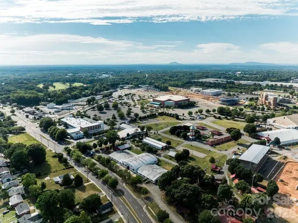 400 W 27th ST, Winston Salem, NC 27105