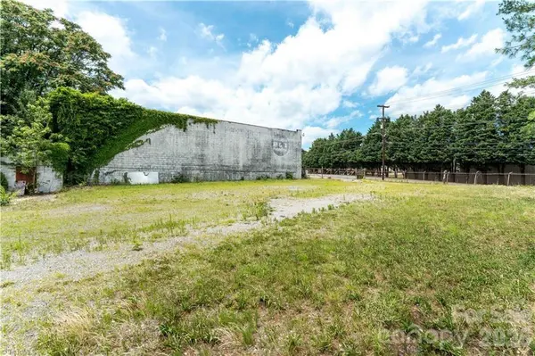 400 W 27th ST, Winston Salem, NC 27105