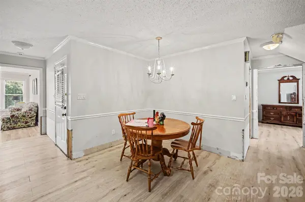 2710 Eva DR NW, Concord, NC 28027