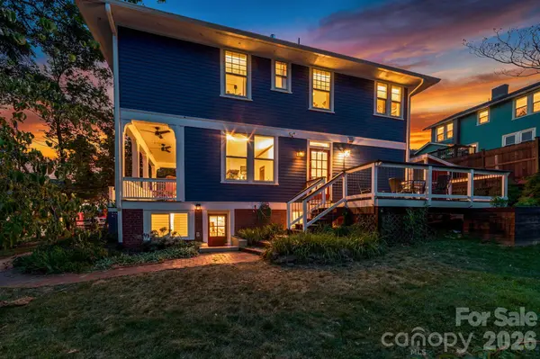 9 Houston ST, Asheville, NC 28801