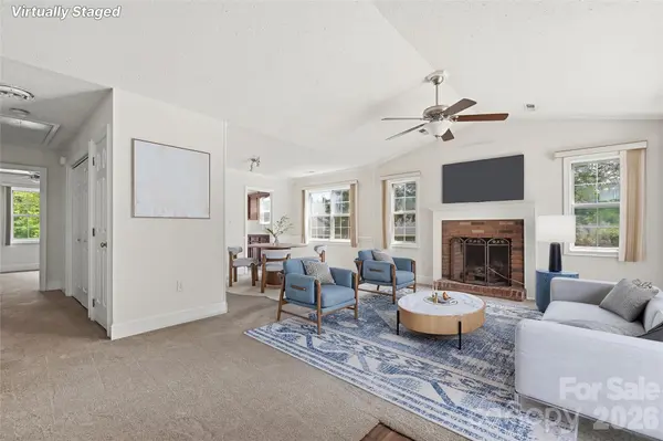 2914 Huckleberry Hill DR, Fort Mill, SC 29715