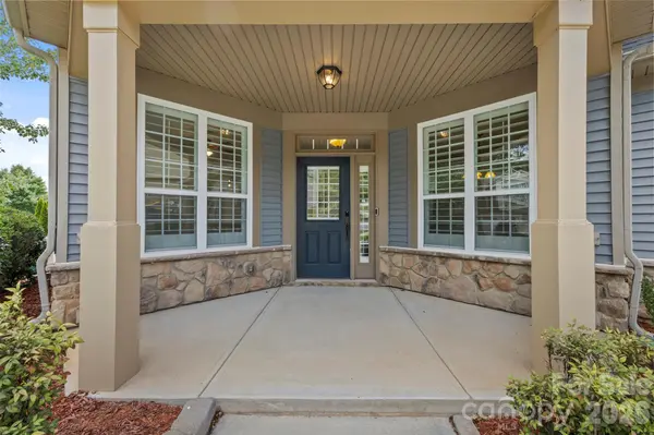 1172 Mckee Farm LN, Belmont, NC 28012