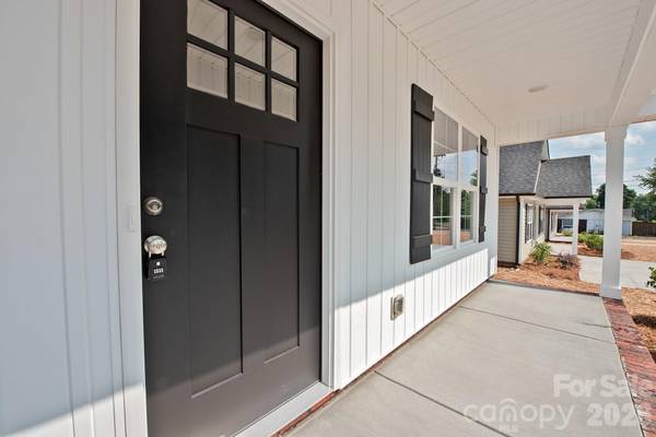 125 S Beaver ST, Landis, NC 28088