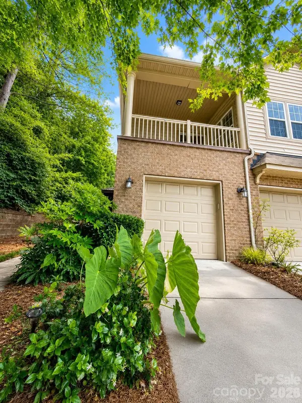 14712 Vernazza PL #1A, Charlotte, NC 28277