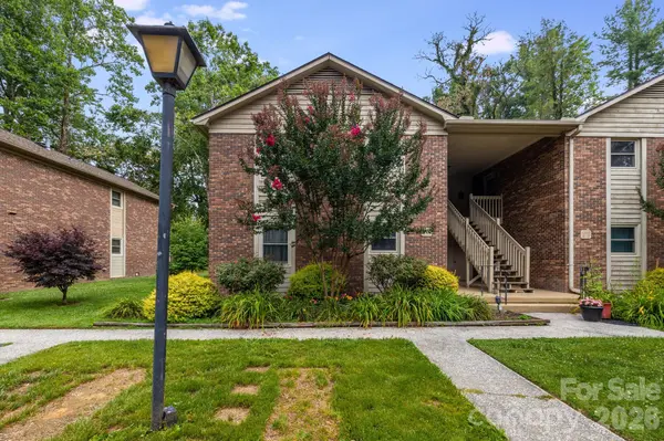 1325 4th AVE W #C, Hendersonville, NC 28739