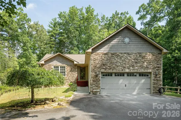 59 Smalltown TRL, Brevard, NC 28712