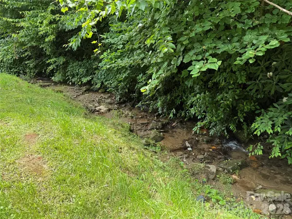 4126 & 4128 Pumpkintown RD, Sylva, NC 28779