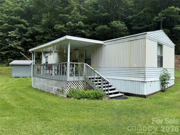 4126 & 4128 Pumpkintown RD, Sylva, NC 28779