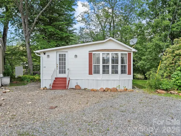 43 Pike PT, Waynesville, NC 28785