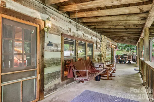 251 Village LN, Mars Hill, NC 28754