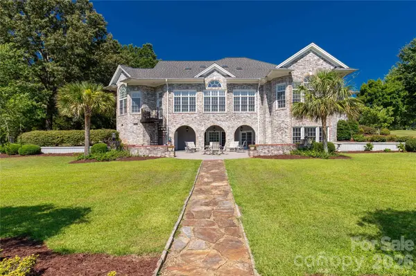 747 Shoreline DR, Lancaster, SC 29720