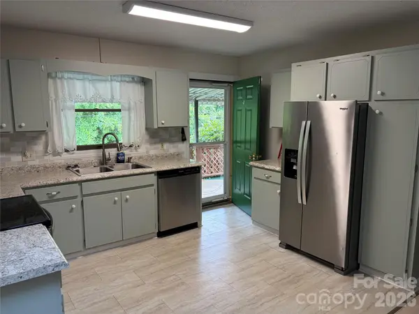 256A Bruce RD, Mars Hill, NC 28754