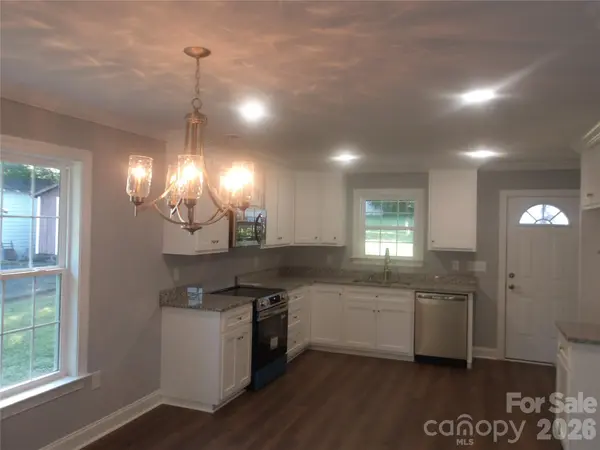 339 W 11th ST, Oakboro, NC 28129