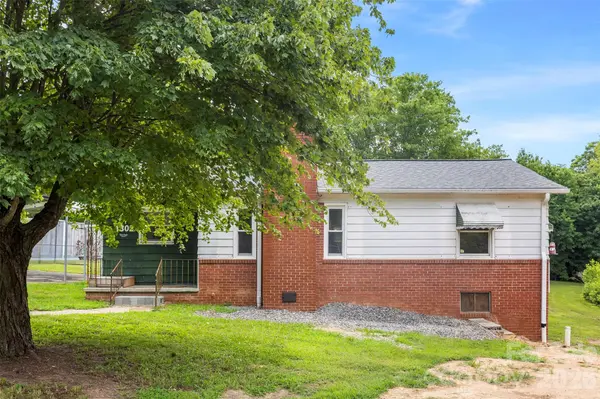 1302 W Gold Street EXT, Kings Mountain, NC 28086
