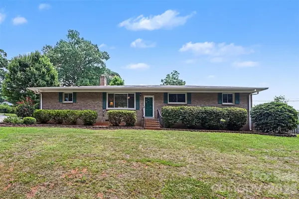 9050 Miriam DR, Huntersville, NC 28078