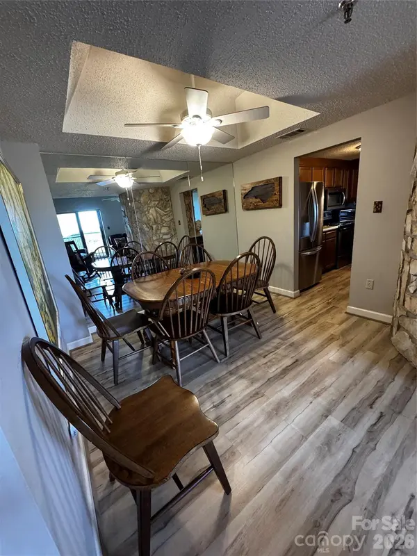 303 Sugar Top DR #2813, Sugar Mountain, NC 28604