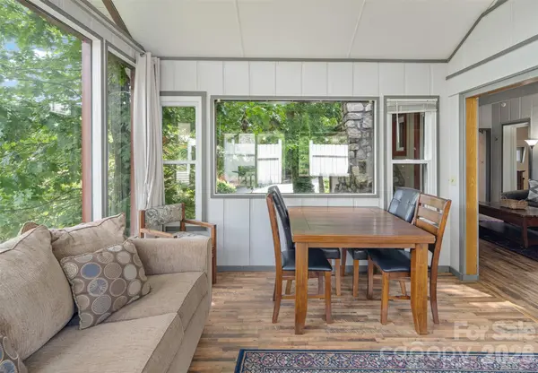 335 Snowshoe LOOP, Newland, NC 28657