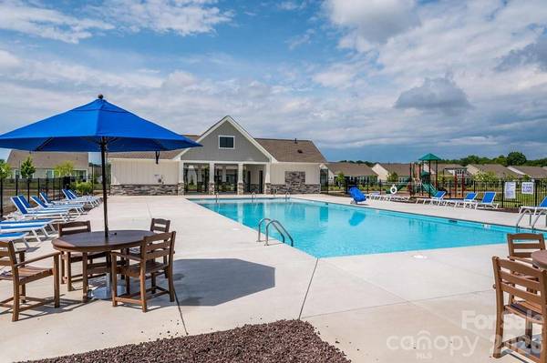 3348 Charolais LN, Harrisburg, NC 28075