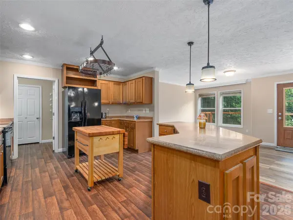193 Tipstill CV, Waynesville, NC 28786