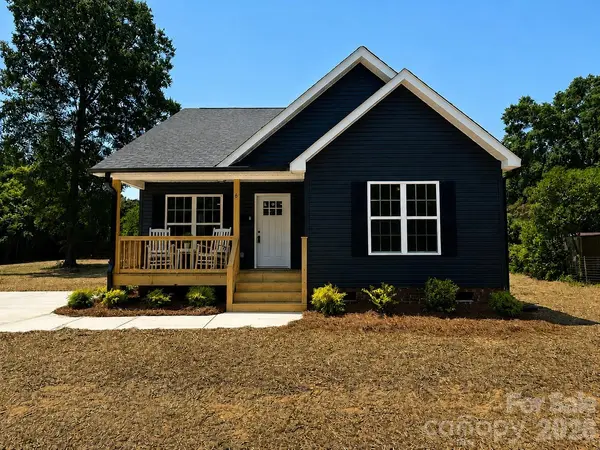 6 Wray ST, York, SC 29745
