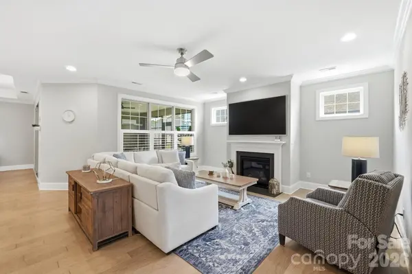 5012 Vita WAY, Belmont, NC 28012