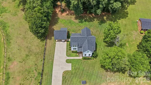 5028 Lewis RD, Gastonia, NC 28052