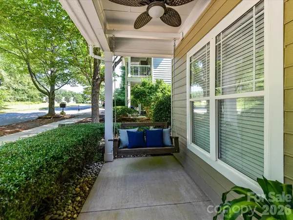 18814 Coachmans TRCE, Cornelius, NC 28031