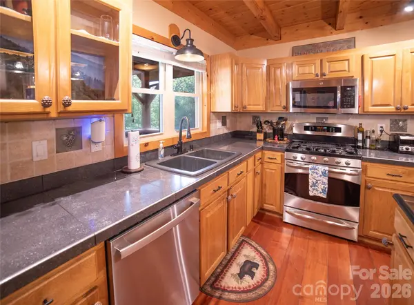 420 Nathan McDaniel DR, Nebo, NC 28761