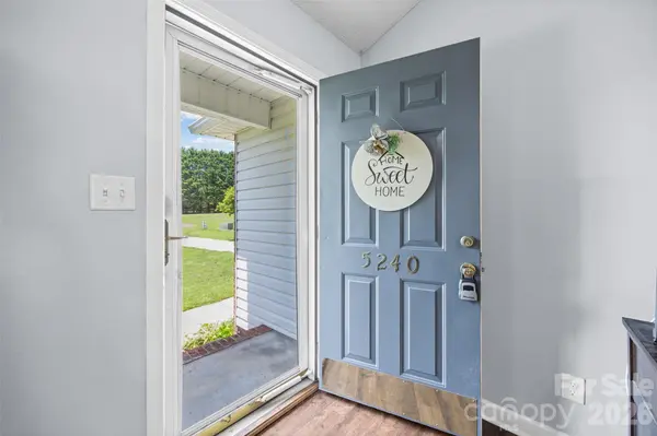 5240 Spring GLN, York, SC 29745