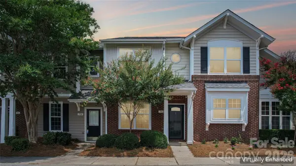 302 Tinderbox LN, Fort Mill, SC 29708