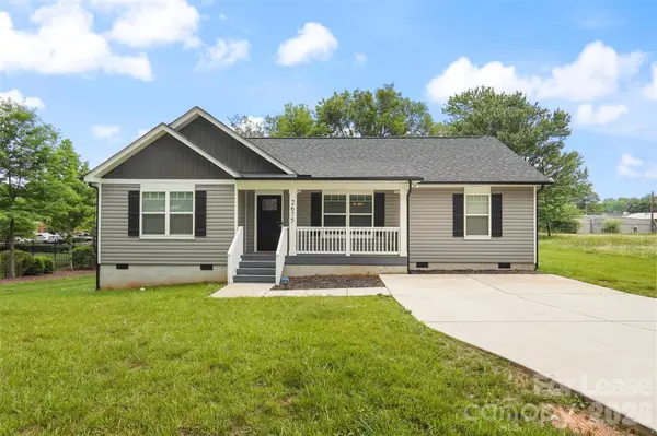 2675 Elmin ST, Charlotte, NC 28208