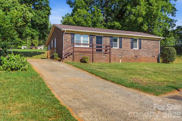 202 Cooke CIR, Kings Mountain, NC 28086