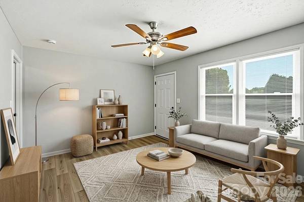 202 Cooke CIR, Kings Mountain, NC 28086