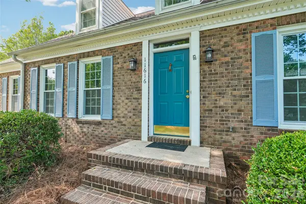 11616 Parks Farm LN, Charlotte, NC 28277