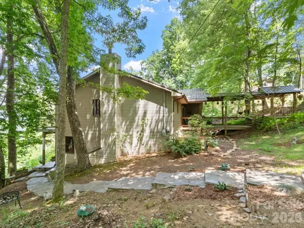 1355 Moonshine Mountain RD #32, Burnsville, NC 28714
