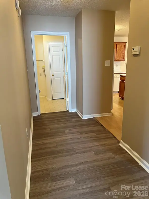 162 Springwood LN, Mooresville, NC 28117