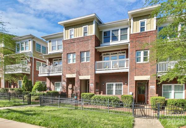 1420 W 4th ST, Charlotte, NC 28208